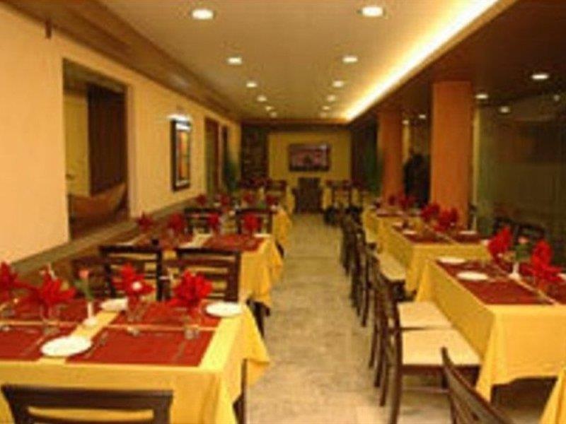 Hotel O Mid Town Delhi  Esterno foto