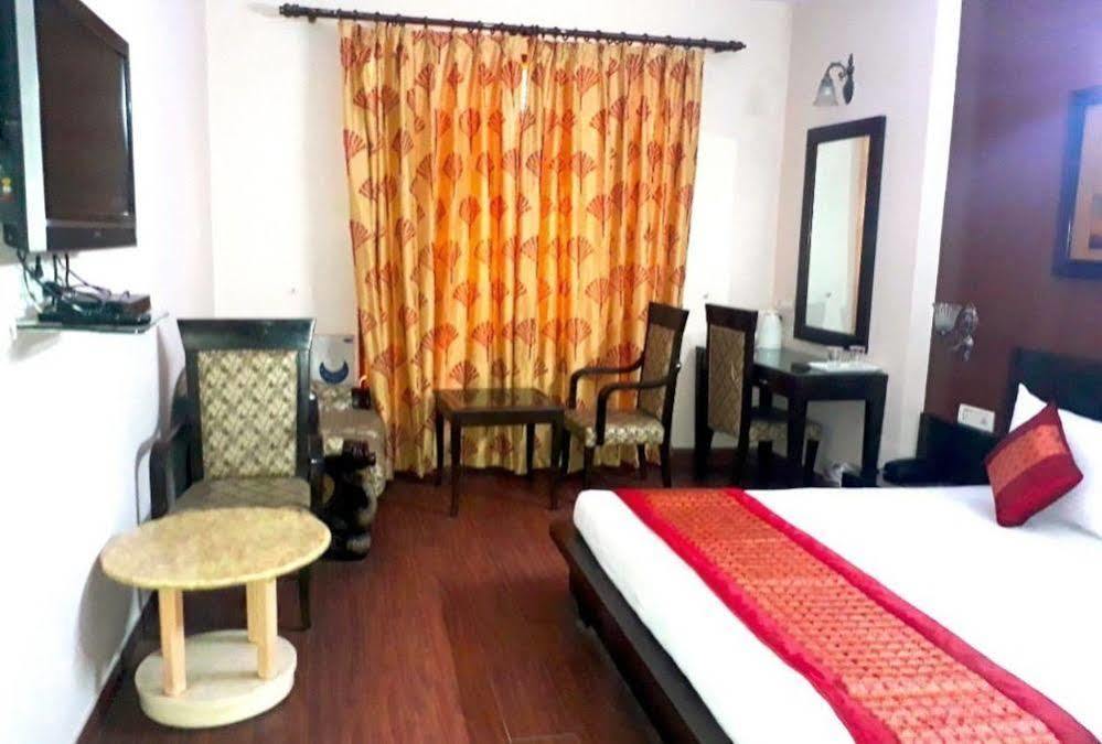Hotel O Mid Town Delhi  Esterno foto